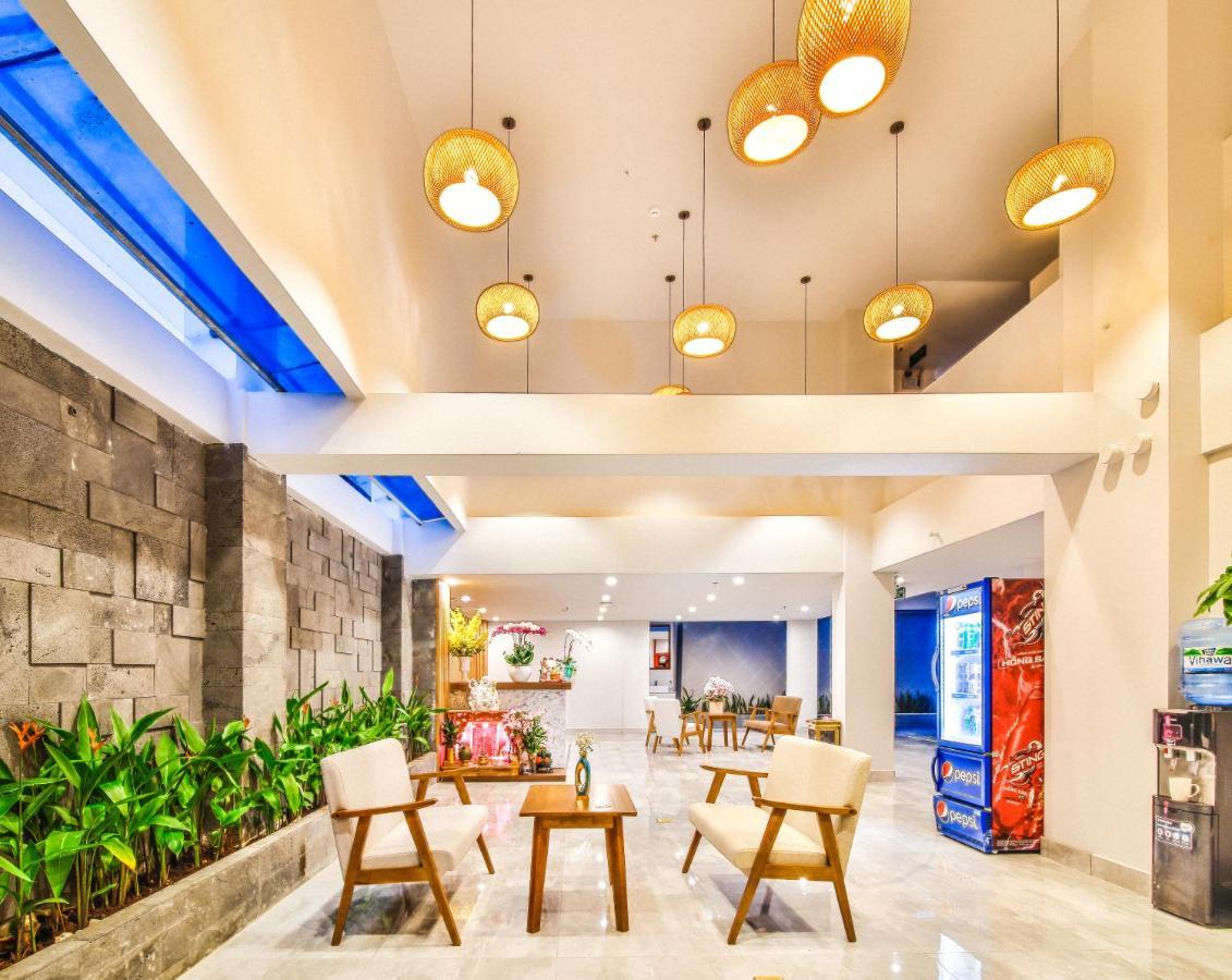 Grand Lee Hotel Ho Chi Minh-stad Buitenkant foto